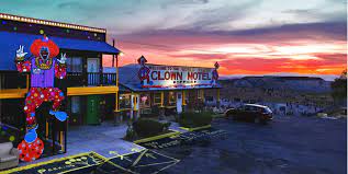 This Haunted Roadside Motel in Nevada Is Filled With Over 2,000 Clowns